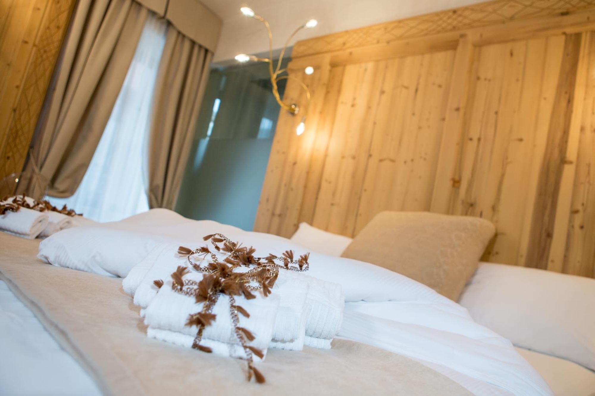 Hotel Orso Grigio Cavalese Dış mekan fotoğraf